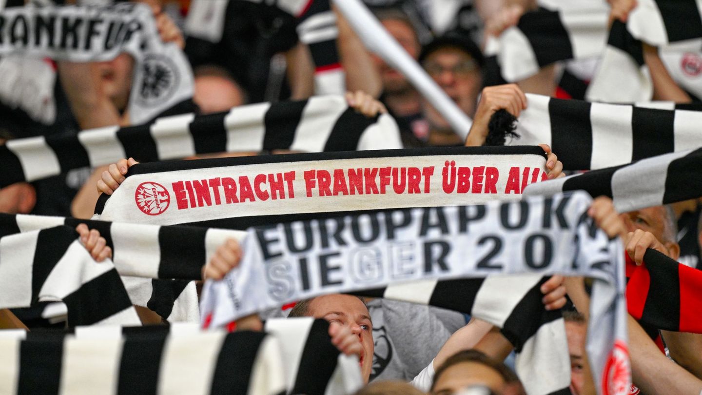 Eintracht Frankfurt steht in der Champions League bei Atletico Madrid vor einer schweren Aufgabe. Foto: Uwe Anspach/dpa
