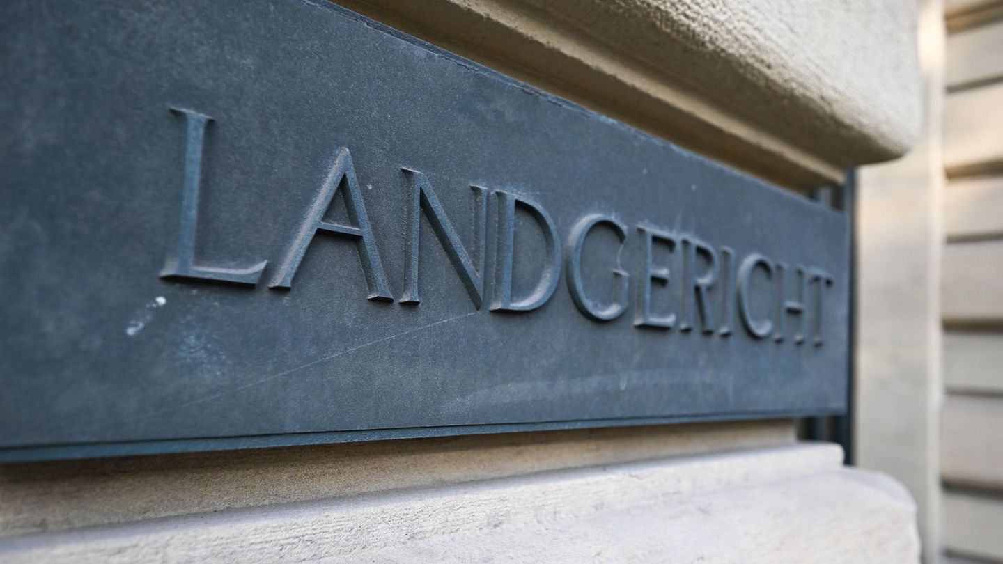 Das Landgericht befasst sich in zweiter Instanz mit dem Fall. (Archivbild) Foto: Bernd Weißbrod/dpa