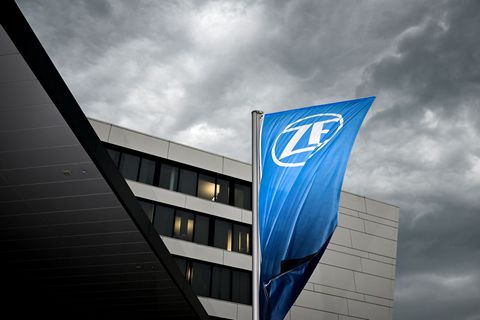 Bei ZF stehen die Zeichen auf Sturm. (Archivbild) Foto: Felix Kästle/dpa