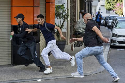 Sicherheitskraft treibt Demonstranten in Rabat auseinander