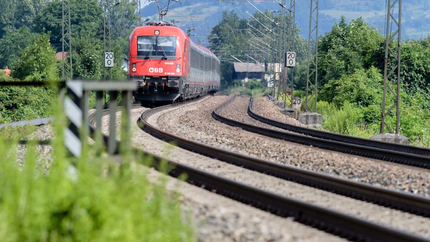 Einzelne Verbindungen im Netz Chiemgau-Inntal fahren vom 7. bis 9. Oktober den Halt München-Ost nicht an. (Symbolbild) Foto: Mat