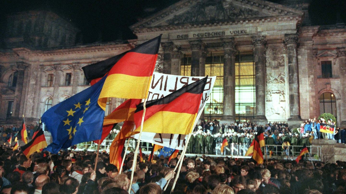 35 Jahre nach der Deutschen Einheit 1990 wirft das Statistische Bundesamt einen Blick auf die Menschen, die in dem Jahr geboren