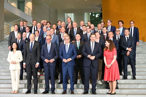 Die Initiative "Made for Germany", hier beim ersten Treffen im Juli im Kanzleramt, will Hunderte Milliarden in Deutschland inves