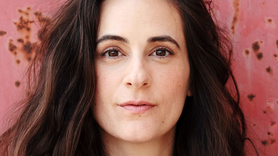 Die Schauspielerin und Regisseurin Luisa Taraz inszenierte Gibba in New York in Georg Büchners "Lenz"