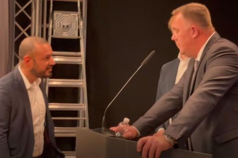 "Halt du die Fresse": Interner AfD-Streit eskaliert vor Publikum
