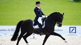 Pferde: Dressurhengst Totilas mit Reiter Matthias Rath bei einem Turnier in Aachen im Jahr 2015