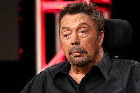 Tim Curry, hier im Jahr 2016, sitzt nach einem Schlaganfall immer noch im Rollstuhl.