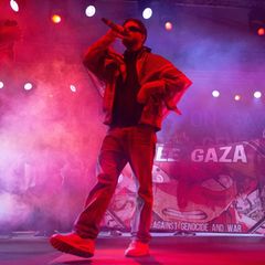 Gaza ist immer mit dabei: Rapper Pashanim auf der Bühne