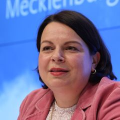 Für Mecklenburg-Vorpommerns Gesundheitsministerin Stefanie Drese (SPD) steht außer Frage, dass zur Sicherung der medizinischen V