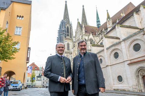 Bayerns Kabinett um Ministerpräsident Markus Söder (rechts) und Finanzminister Albert Füracker (beide CSU) machte Station in der