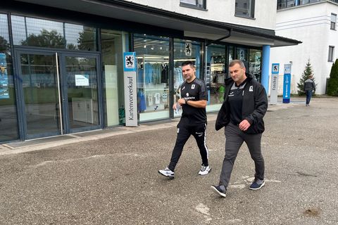 Sollen den Abwärtstrend des TSV 1860 München stoppen: Interims-Trainer Alper Kayabunar (l) und Interims-Geschäftsführer Manfred