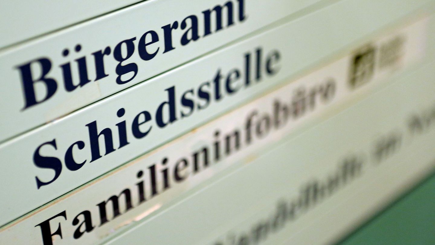 Schiedsstellen sind bei den Kommunen, Notaren und ausgewählten Rechtsanwälten eingerichtet. (Symbolbild) Foto: Jan Woitas/dpa-Ze