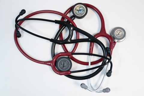 Medizinische Untersuchungen sind nur ein kleiner Teil des Aufgabenspektrums der Gesundheitsämter in Rheinland-Pfalz. (Symbolbild