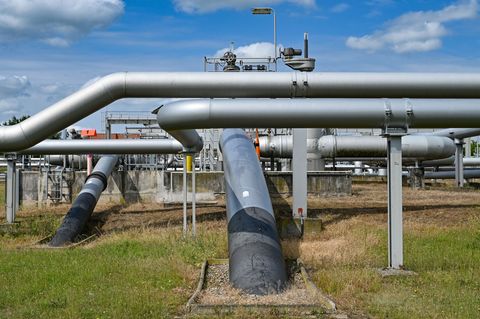 Die Brandenburger Landesregierung dringt auf eine zügige Entscheidung der EU-Kommission für die Ertüchtigung der Pipeline von Sc