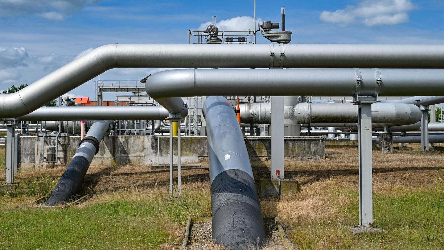 Die Brandenburger Landesregierung dringt auf eine zügige Entscheidung der EU-Kommission für die Ertüchtigung der Pipeline von Sc
