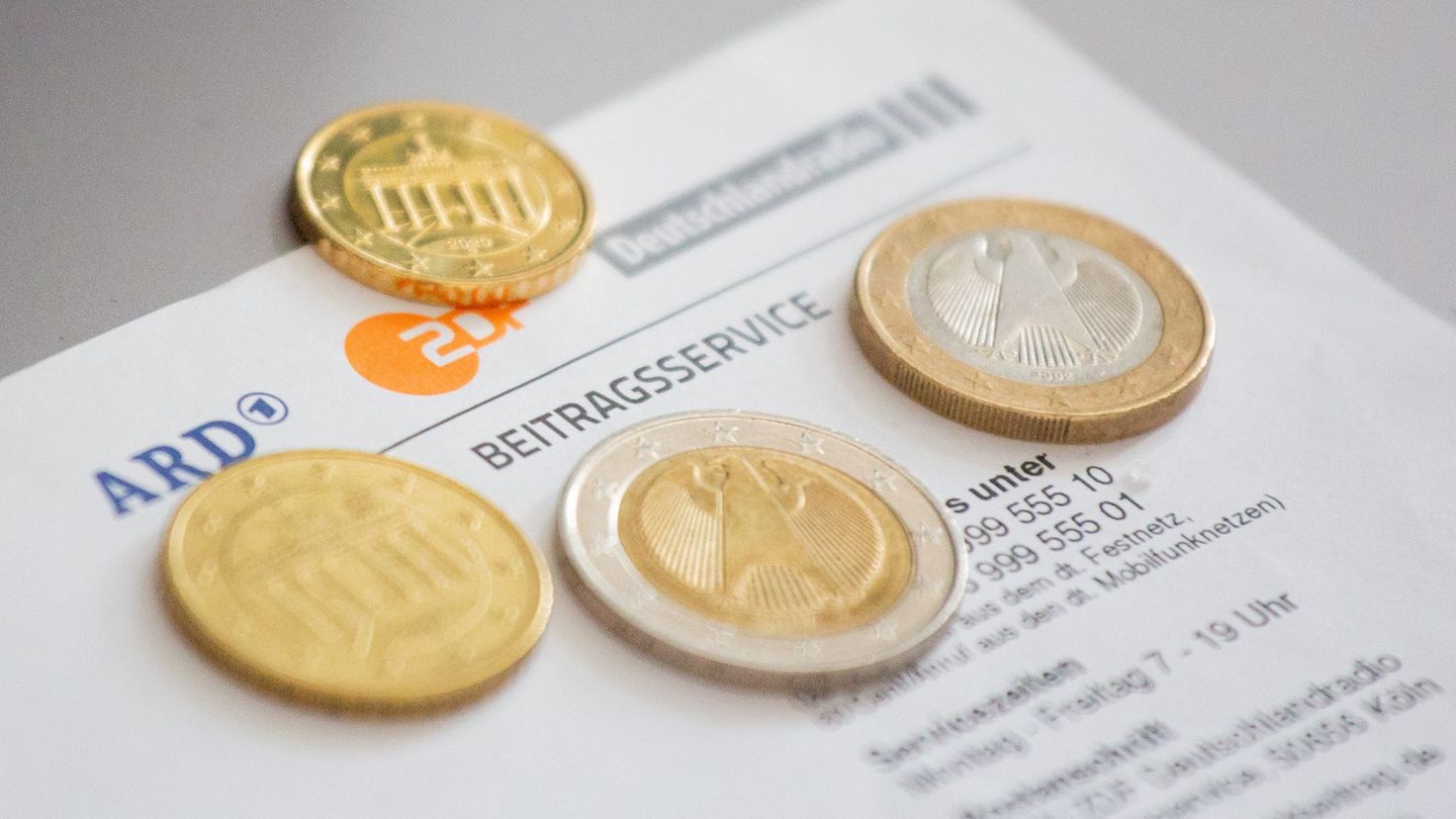 Das Bundesverwaltungsgericht verhandelt über eine Klage gegen den Rundfunkbeitrag. (Symbolbild) Foto: Fernando Gutierrez-Juarez/