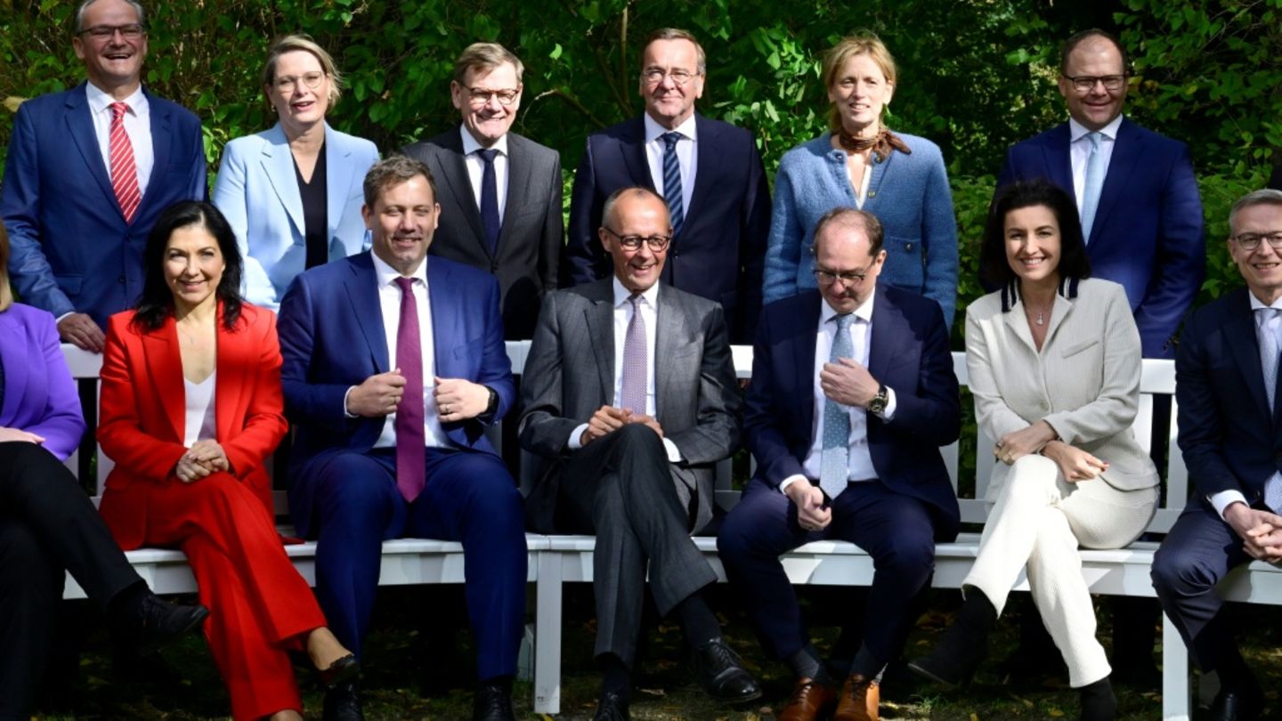 Bundeskabinett bei Klausurtagung