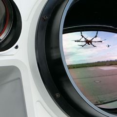 Noch nur Forschung: Mit Detektionssystemen und Jägerdrohnen soll eine unerwünschte Drohne abgefangen werden. (Archivbild) Foto:
