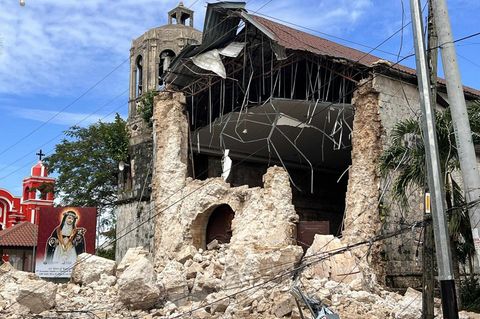 Viele Gebäude wurden völlig zerstört. Foto: Uncredited/AP/dpa