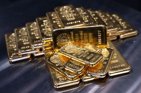 Gold glänzt - auch in den Anlegerdepots. (Archivbild) Foto: Sven Hoppe/dpa