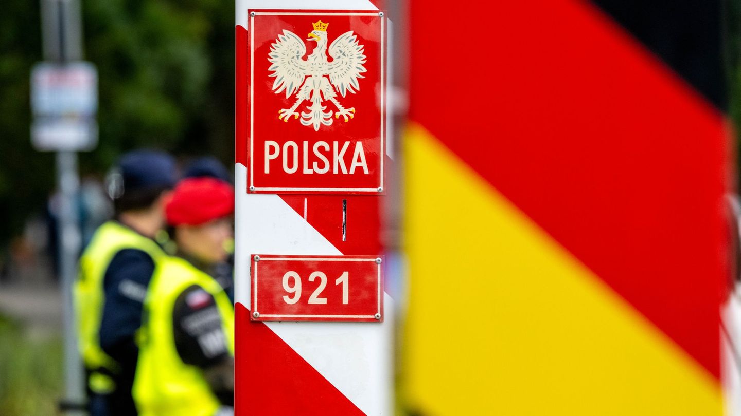 Die polnischen Kontrollen an der Grenze zu Deutschland werden bis zum 4. April verlängert. (Archivbild) Foto: Stefan Sauer/dpa