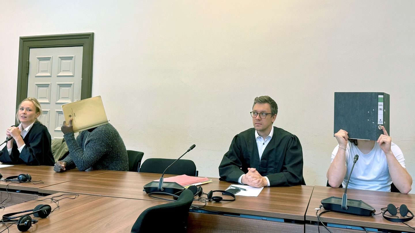 Die beiden Angeklagten wurden zu mehreren Jahren Haft verurteilt. Foto: Carola Große-Wilde/-/dpa