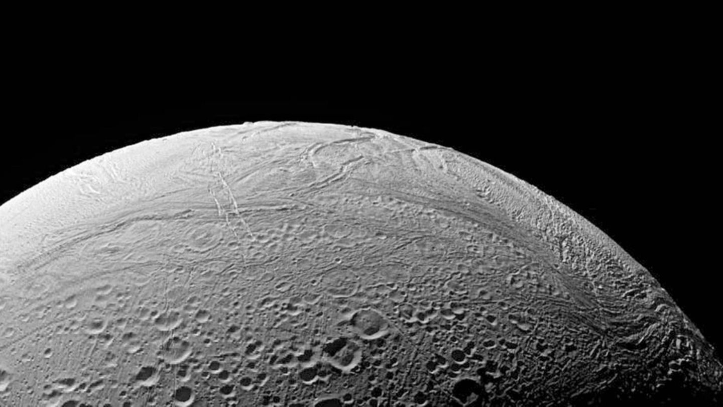 Der Saturnmond Enceladus, aufgenommen von der Nasa-Raumsonde Cassini