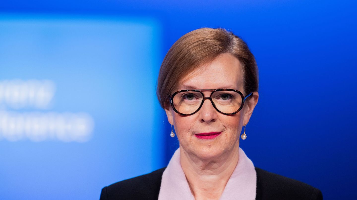 Thyssenkrupp nimmt das Übernahmeangebot für die Stahlsparte durch Jindal Steel "sehr ernst", sagt Thyssenkrupp-Vorständin Ilse H