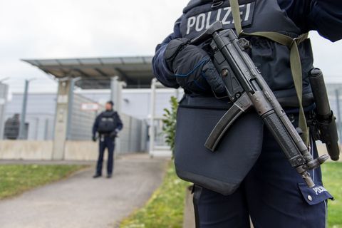 Bis zu seiner Festnahme wohnte der Syrer in Moers. (Archivbild) Foto: Monika Skolimowska/dpa