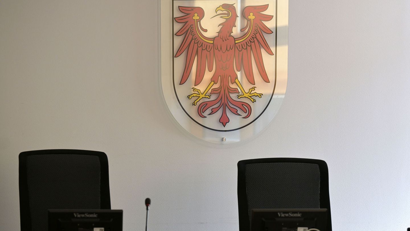Vor dem Landgericht in Potsdam steht ein Mann wegen einer mutmaßlichen Vergewaltigung vor Gericht. (Symbolbild) Foto: Michael Ba