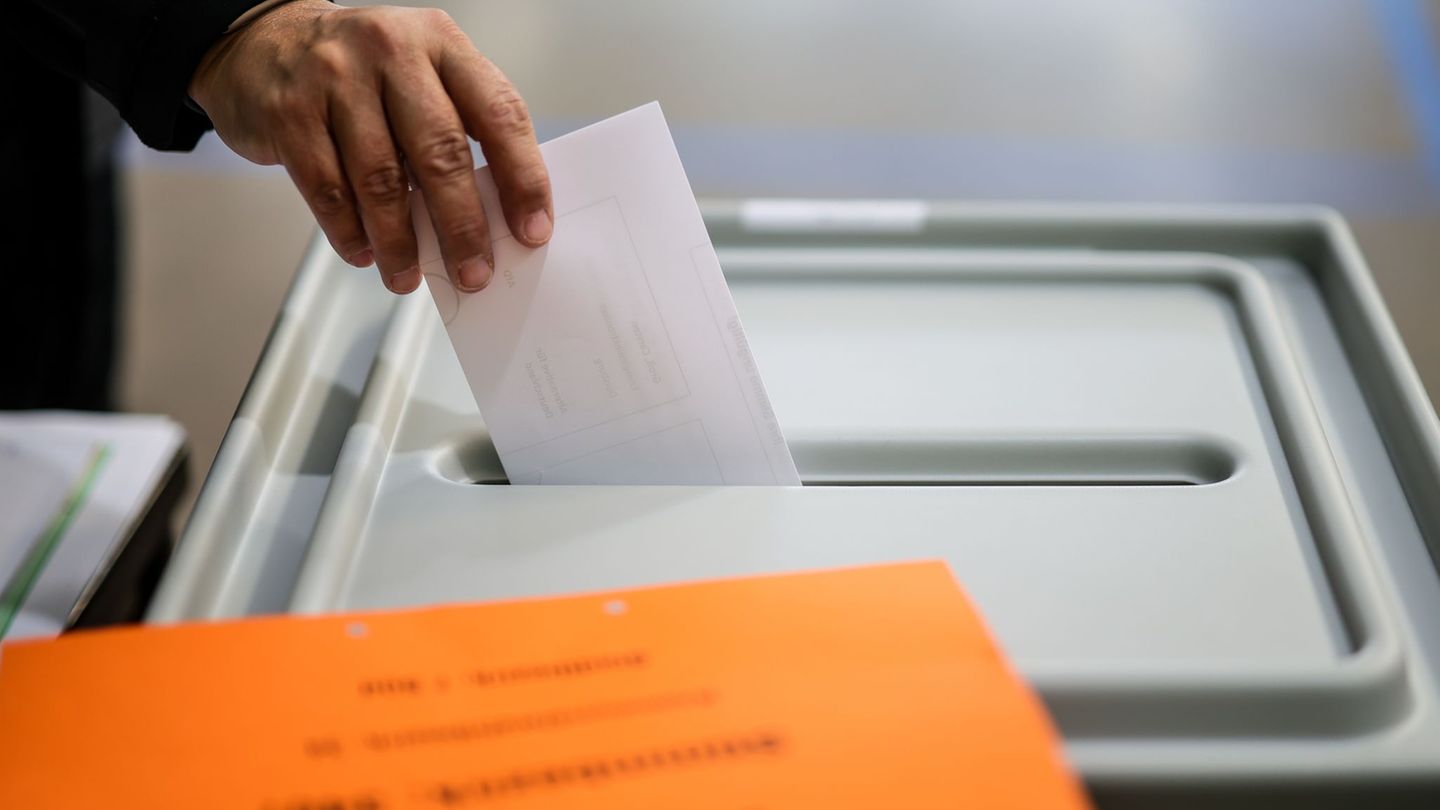 Nach einer Strafanzeige hat die Staatsanwaltschaft nun Ermittlungen eingeleitet (Symbolbild) Foto: Christoph Reichwein/dpa