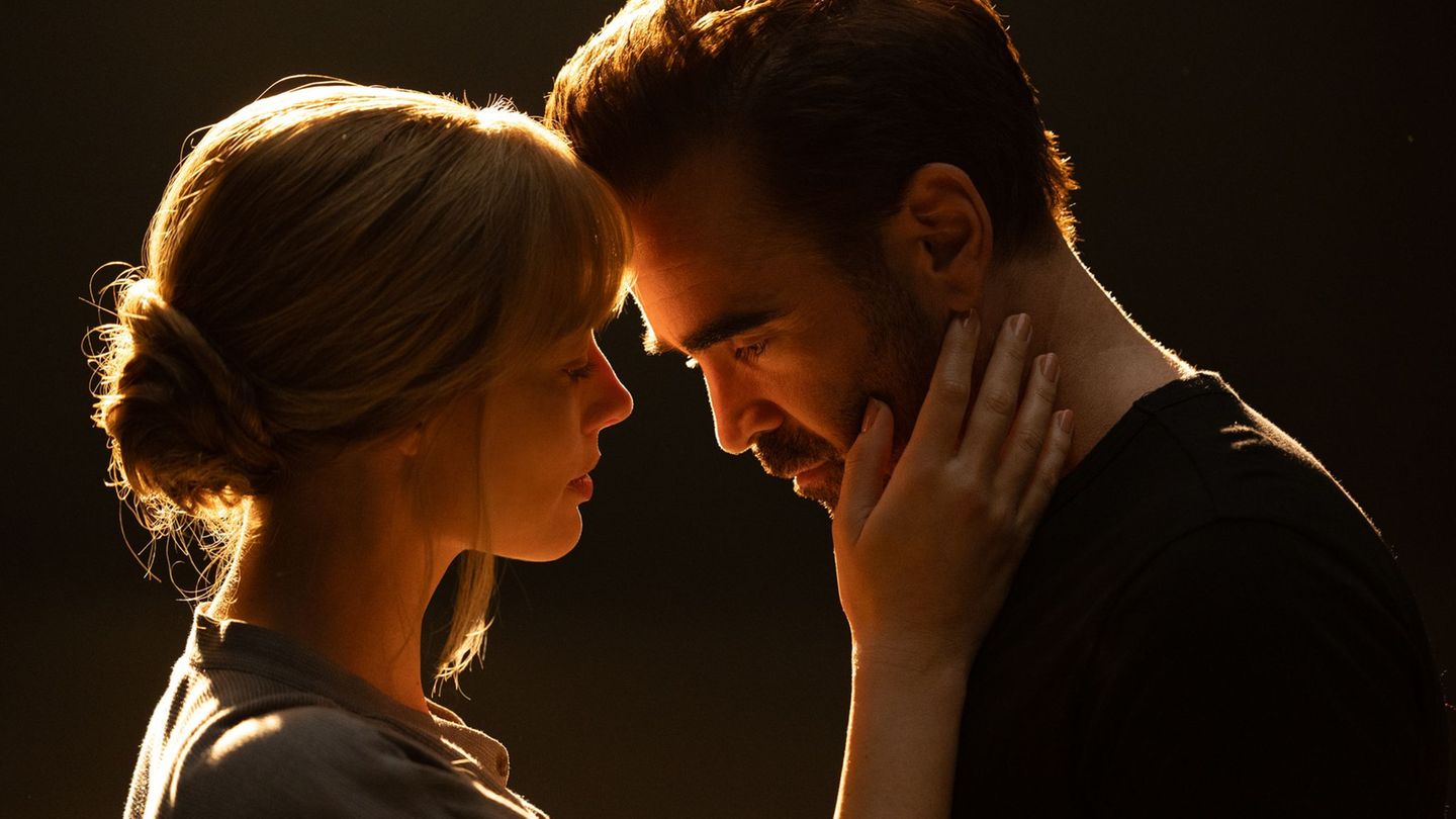 Ein Plädoyer für den Mut zur Liebe: Margot Robbie als Sarah und Colin Farrell als David in dem Film "A Big Bold Beautiful Journe