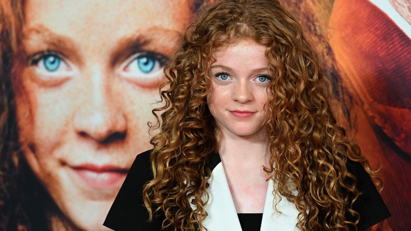 Die Schauspielerin Alexa Goodall bei der Deutschlandpremiere. (Archivbild) Foto: Felix Hörhager/dpa