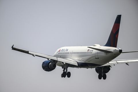 Eine Maschine der Fluggesellschaft Delta