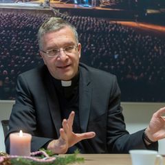 Der Fuldaer Bischof Gerber geht "mit Gottvertrauen und gestärkt durch die positive Einschätzung der Ärzte" die kommende Zeit der