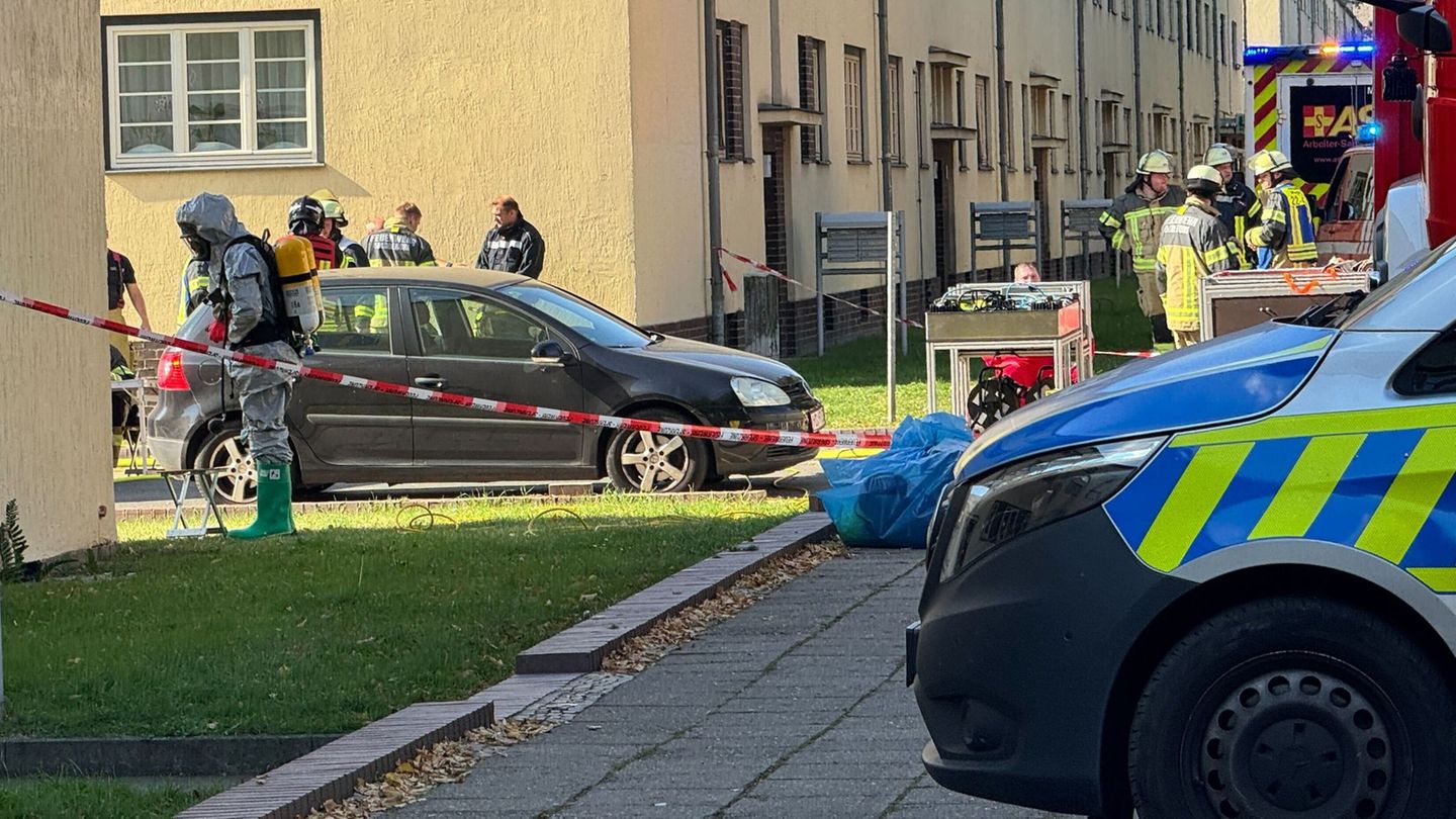 Anwohner sollten sich zwischenzeitlich in geschlossene Räume zurückziehen. Foto: Thomas Schulz/dpa