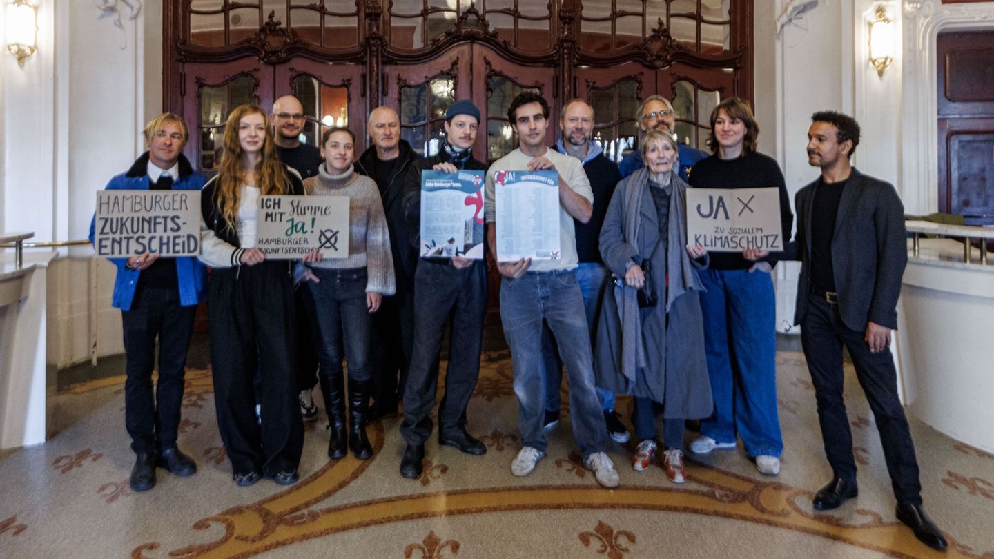 Zahlreiche Schauspielerinnen, Schauspieler und Kulturschaffende werben für ein Ja beim "Hamburger Zukunftsentscheid". Foto: Mark