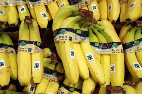Bei Bananen ist die Nachfrage zuletzt besonders rasant gestiegen. Foto: Wolfgang Kumm/dpa