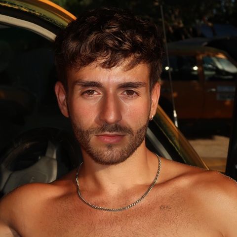 Influencer Sammy ist bei den Zeugen Jehovas aufgewachsen