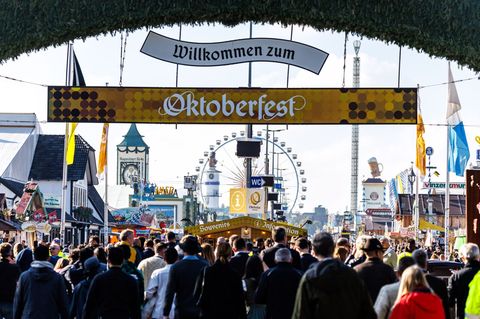 Auf dem Oktoberfest läuft der Betrieb mittlerweile wieder normal. Foto: Matthias Balk/dpa