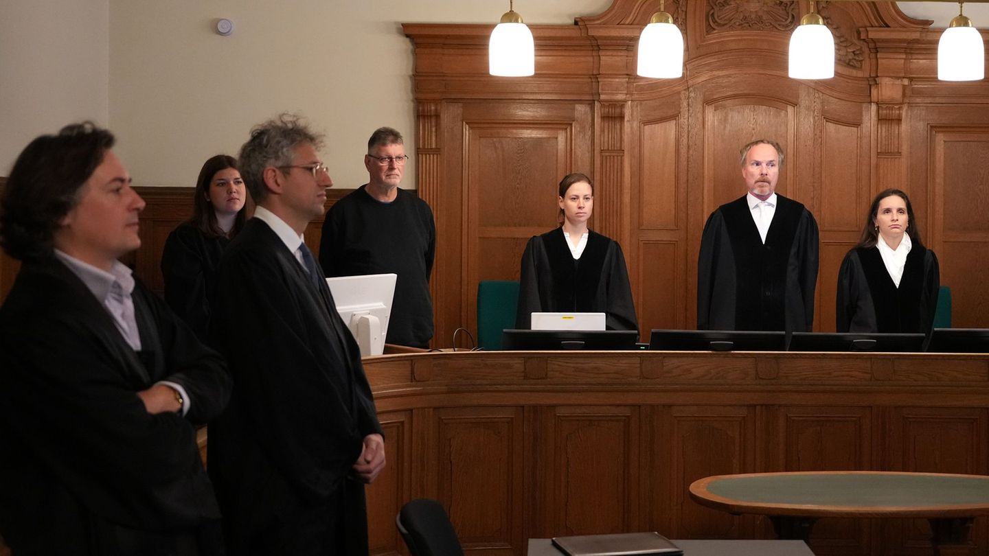 Knapp drei Monate nach einer Verurteilung wegen Vergewaltigung einer damals 20-jährigen Abiturientin steht ein 38-Jähriger in ei