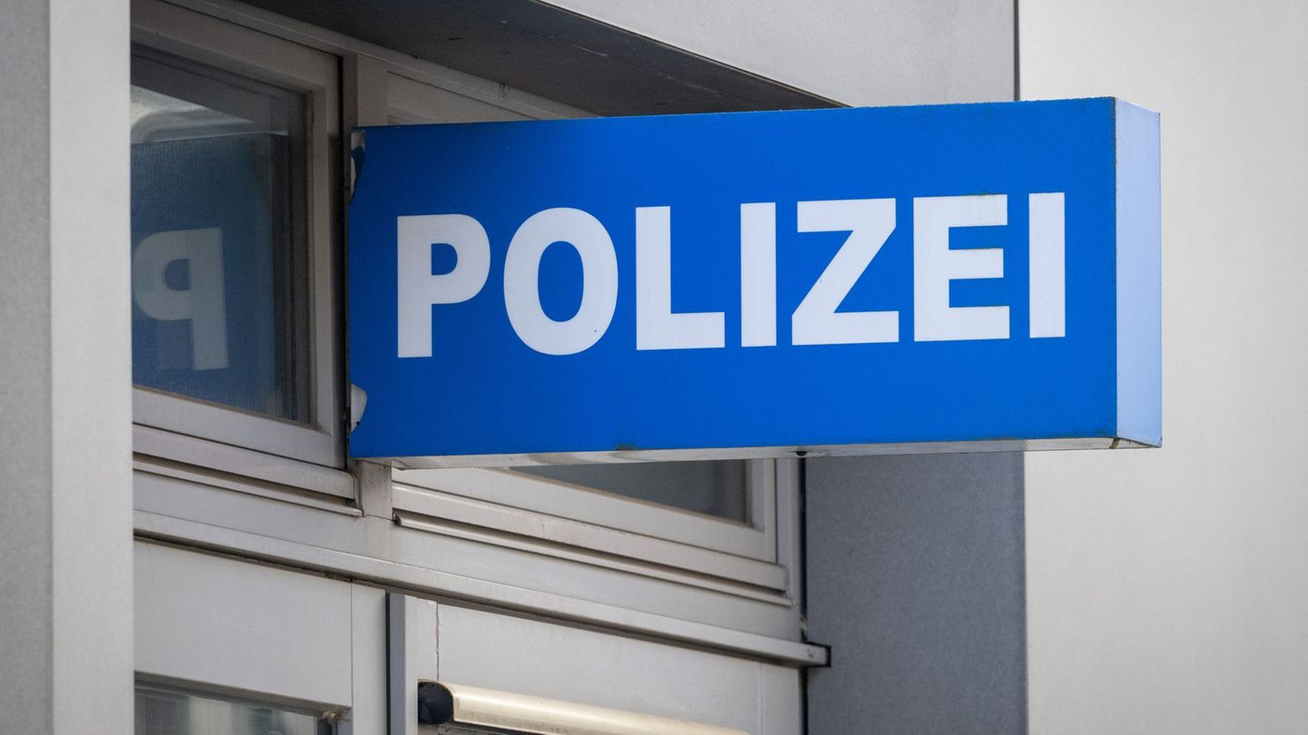 Die Staatsanwaltschaft und die Kriminalpolizei ermitteln nun. (Symbolbild) Foto: Soeren Stache/dpa