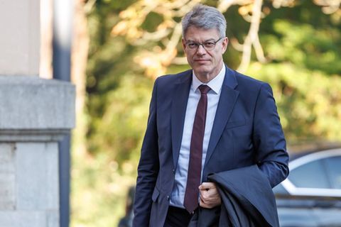 Bundesverkehrsminister Patrick Schnieder bei der Ankunft zur Kabinettsklausur am Dienstag.