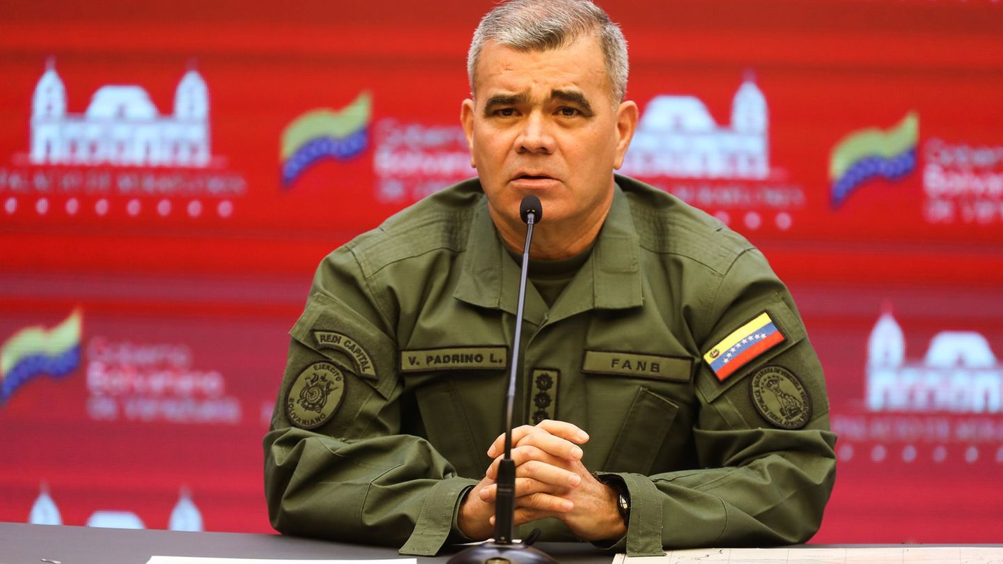 Verteidigungsminister Vladimir Padrino López prangerte eine Provokation der USA an. (Archivbild) Foto: ---/Prensa Miraflores/dpa