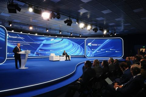 Kreml-Chef Wladimir Putin bei Forum in Sotschi