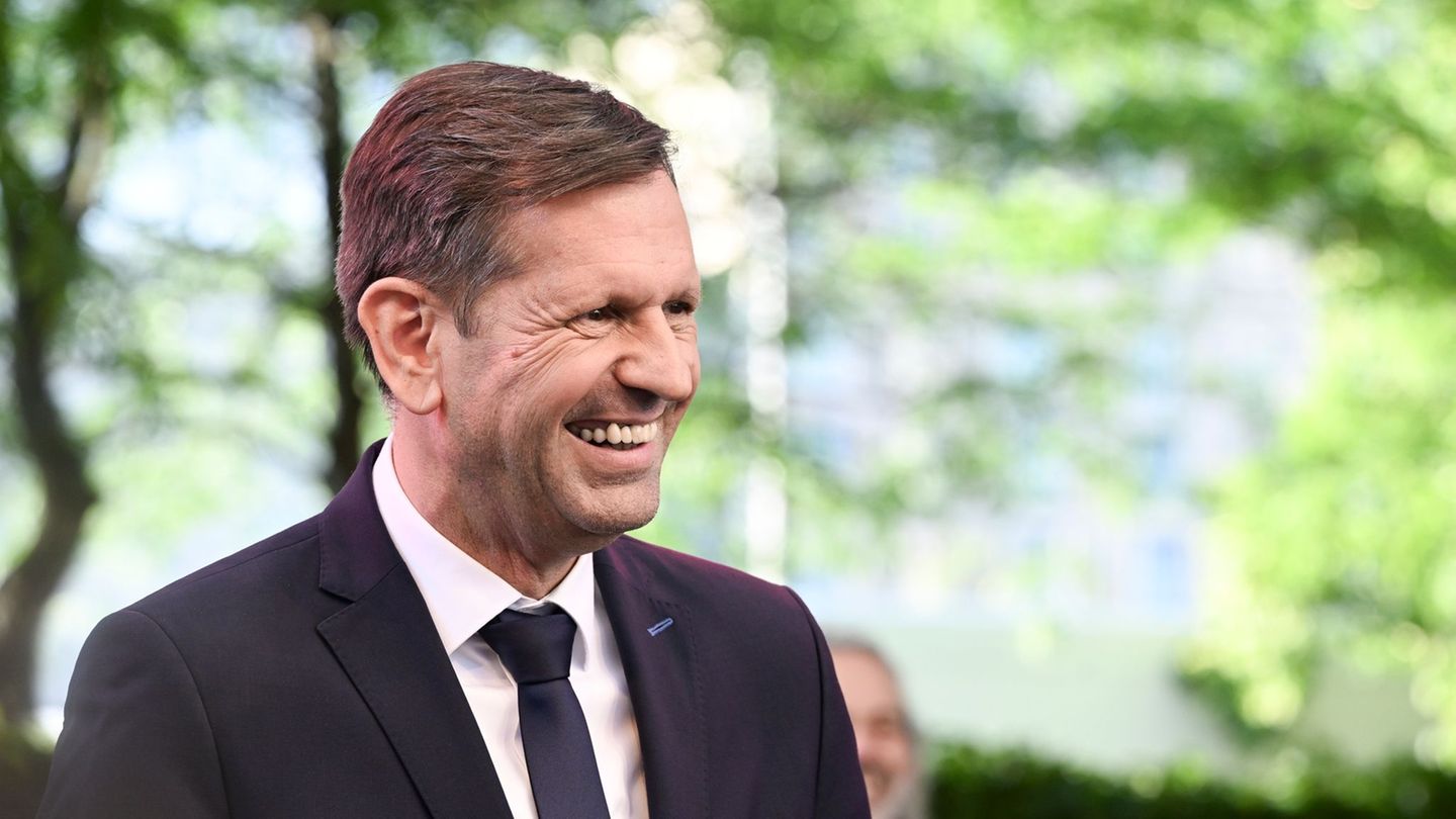 Olaf Lies (SPD) sieht im Tag der Deutschen Einheit einen Grund zur Freude. (Archivbild) Foto: Jens Kalaene/dpa