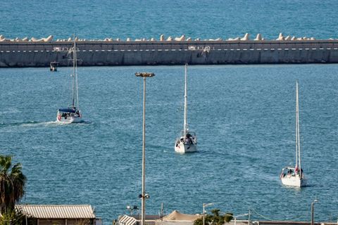 Abgefangene Flotilla-Boote im Hafen Aschdod