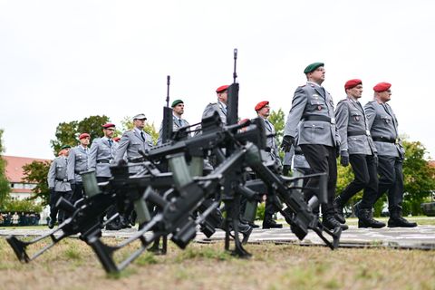 Die Bundeswehr soll attraktiver werden für junge Leute, denn der Bedarf ist aus Sicht der Regierung groß. (Archivbild) Foto: Seb