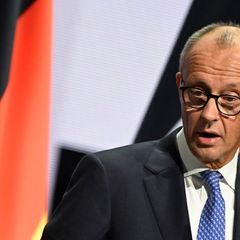 Bundeskanzler Merz wendet sich zum Tag der Einheit in einer sehr grundsätzlichen Rede an die Deutschen. Foto: Jean-Christophe Ve