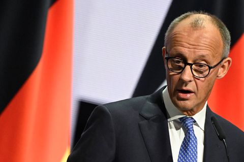 Bundeskanzler Merz wendet sich zum Tag der Einheit in einer sehr grundsätzlichen Rede an die Deutschen. Foto: Jean-Christophe Ve